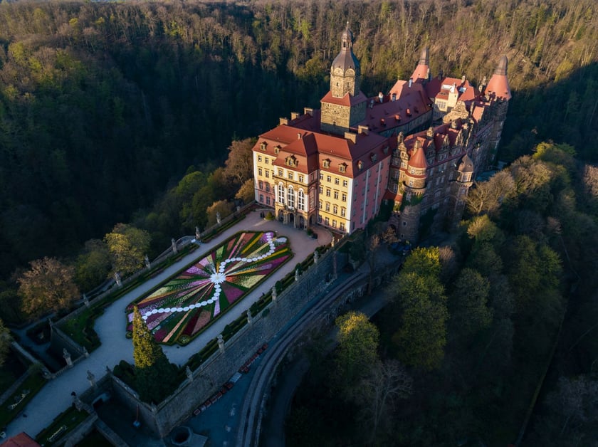 Festiwal Kwiat&oacute;w i Sztuki w Zamku Książ od 1 do 5 maja 2024