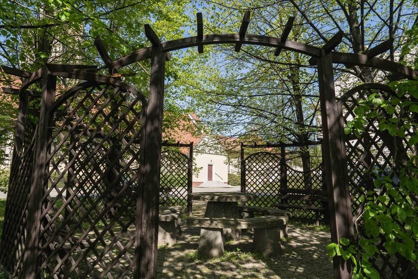 Ogr&oacute;d przy Papieskim Fakultecie Teologicznym