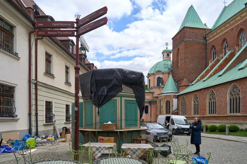 Na Ostrowie Tumskim stanęła scenografia - Wrocław zamienił się w niemieckie miasto z lat 30. XX wieku