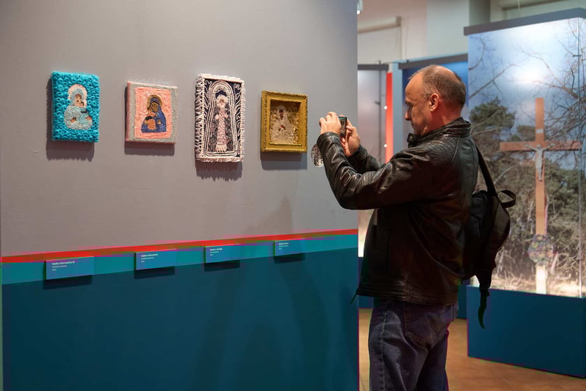 Prace Aśki Borof na wystawie w Muzeum Etnograficznym obejrzymy do 18 sierpnia&nbsp;