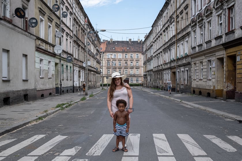 Dzielnica Cudów, fotoreportaż z osiedla Zakaczawie w Legnicy