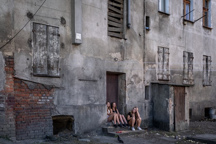 Dzielnica Cudów, fotoreportaż z osiedla Zakaczawie w Legnicy