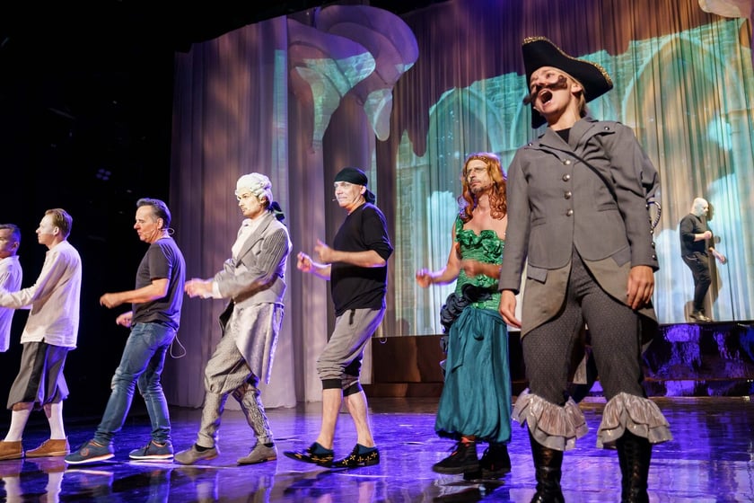 Pr&oacute;ba do spektaklu &bdquo;Sprzedawcy bajek&rdquo; we Wrocławskim Teatrze Lalek