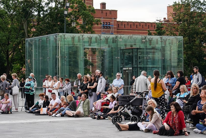Plac Wolności. Można posłuchać gwiazd Metropolitan Opera. 31 maja 2024 r.