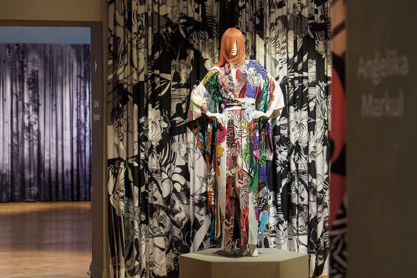 Wystawa &bdquo;Kimono jako doświadczenie. Język sztuki Joanny Hawrot&rdquo; w Muzeum Narodowym we Wrocławiu