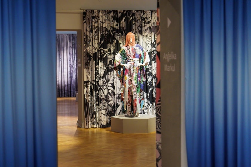 Wystawa &bdquo;Kimono jako doświadczenie. Język sztuki Joanny Hawrot&rdquo; w Muzeum Narodowym we Wrocławiu