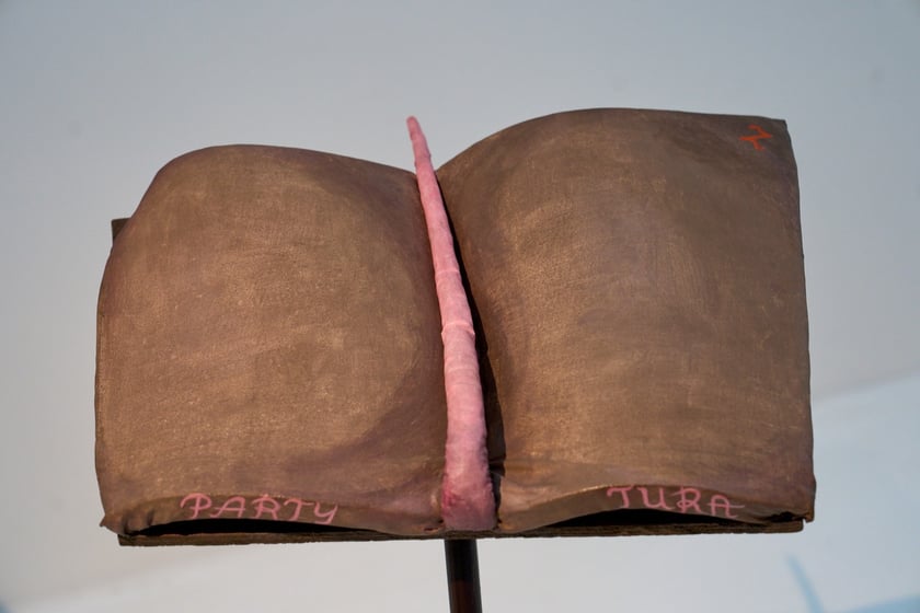 Prace Marii Pinińskiej-Bereś na wystawie w Pawilonie Czterech Kopuł we Wrocławiu