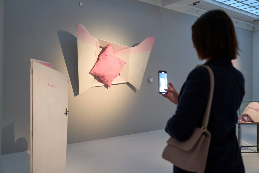 Prace Marii Pinińskiej-Bereś na wystawie w Pawilonie Czterech Kopuł we Wrocławiu