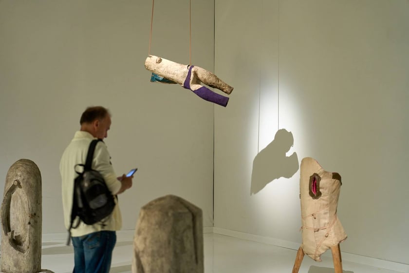 Prace Marii Pinińskiej-Bereś na wystawie w Pawilonie Czterech Kopuł we Wrocławiu