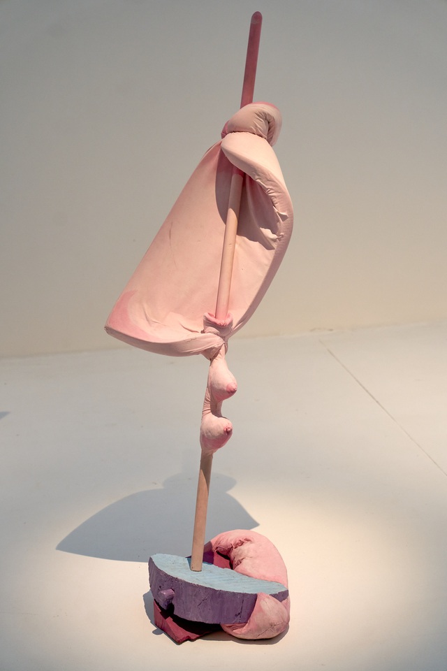 Prace Marii Pinińskiej-Bereś na wystawie w Pawilonie Czterech Kopuł we Wrocławiu