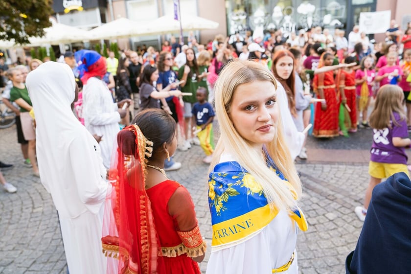 Kolorowa parada Lelenfant na ulicach Wrocławia, 29.07.2024