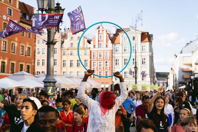 Kolorowa parada Lelenfant na ulicach Wrocławia, 29.07.2024