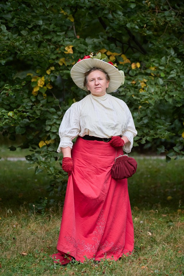 VIII piknik&nbsp;&bdquo;Krynoliny&rdquo; &ndash; Stowarzyszenia Rekonstrukcji Historycznej i Kostiumingu w Parku Południowym
