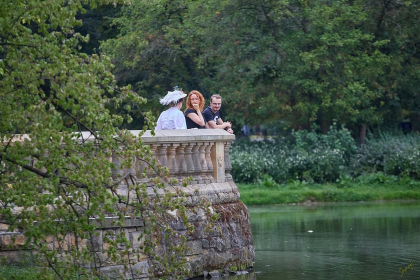 VIII piknik&nbsp;&bdquo;Krynoliny&rdquo; &ndash; Stowarzyszenia Rekonstrukcji Historycznej i Kostiumingu w Parku Południowym
