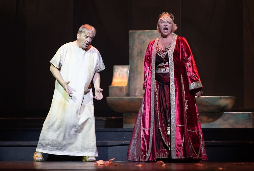 Pr&oacute;ba do spektaklu &bdquo;Nabucco&rdquo; w Operze Wrocławskiej