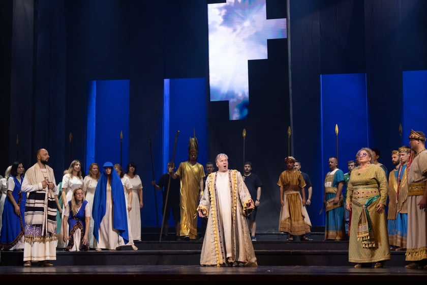 Pr&oacute;ba do spektaklu &bdquo;Nabucco&rdquo; w Operze Wrocławskiej