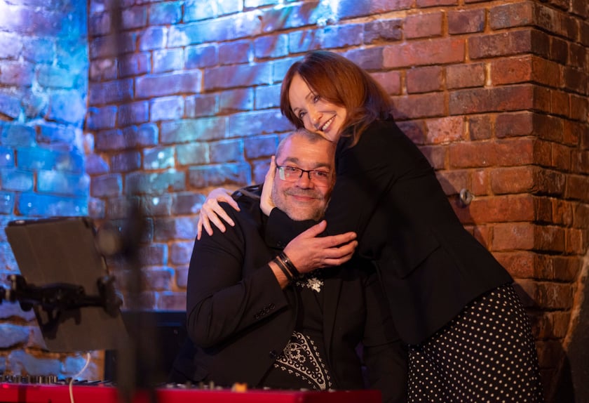 Koncert "Wrocławscy artyści dla powodzian", Mleczarnia, 15.10.2024. Rafał Karasiewicz i Justyna Szafran.