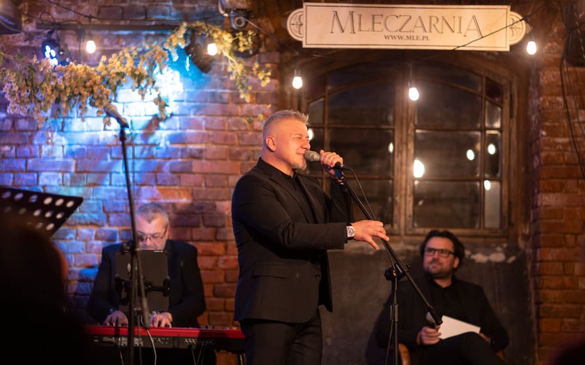 Koncert "Wrocławscy artyści dla powodzian", Mleczarnia, 15.10.2024. Tomasz Krajewski.