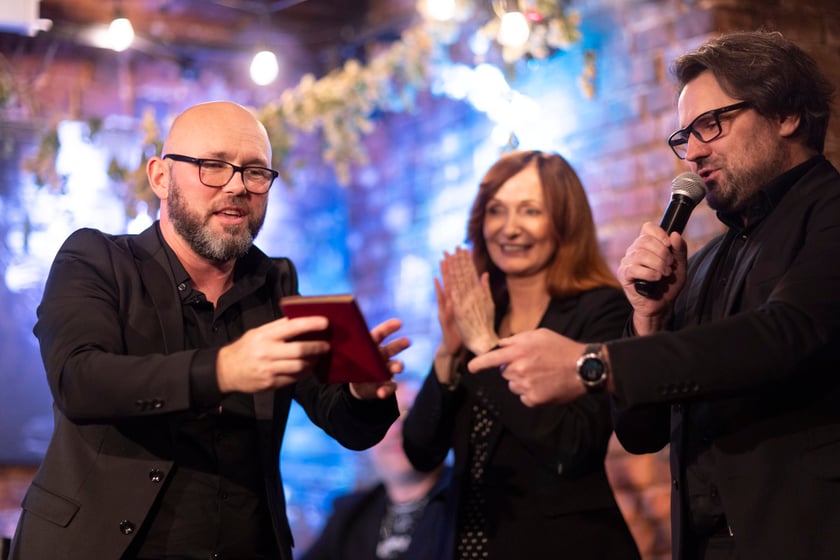 Koncert "Wrocławscy artyści dla powodzian", Mleczarnia, 15.10.2024. Tomasz Leszczyński, Justyna Szafran, Jarosław Perduta.