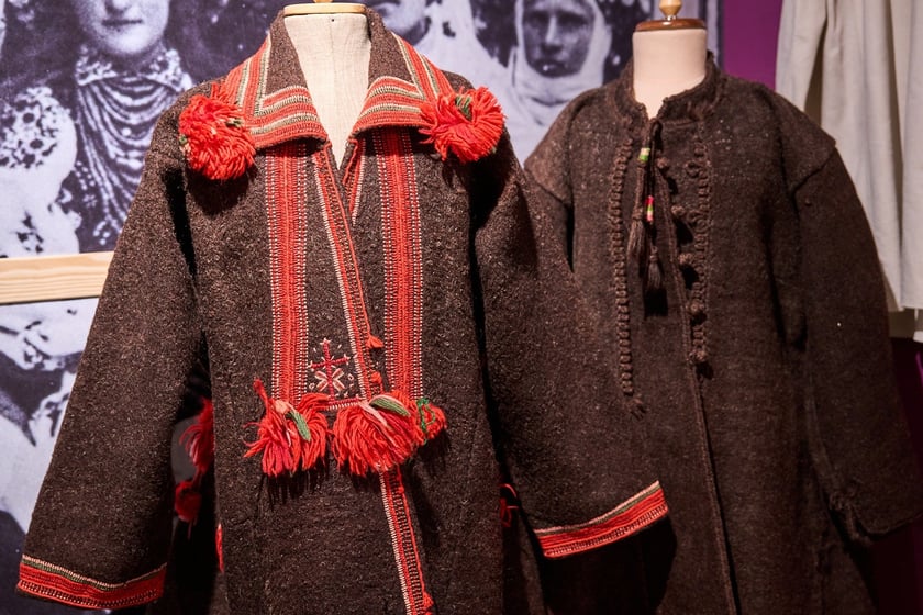 Ponad 100 eksponat&oacute;w na wystawie &bdquo;Strojni Kresowiacy&rdquo; w Muzeum Etnograficznym