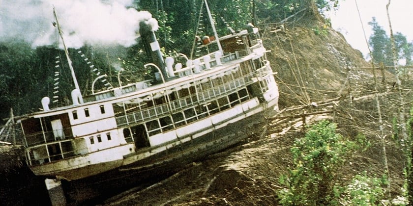 Kadr z filmu Fitzcarraldo