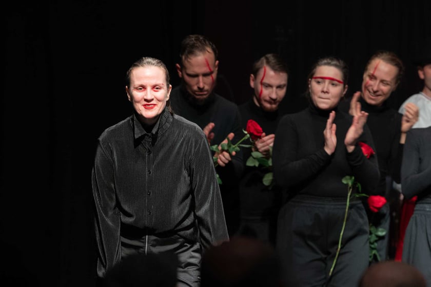 Scena z Łemkowskiej Opery "Hołos".