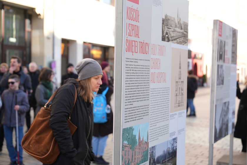 Wystawa plenerowa pod tytułem (Od)nowa. Miasto przeobrażone. Wrocław ’45, wernisaż