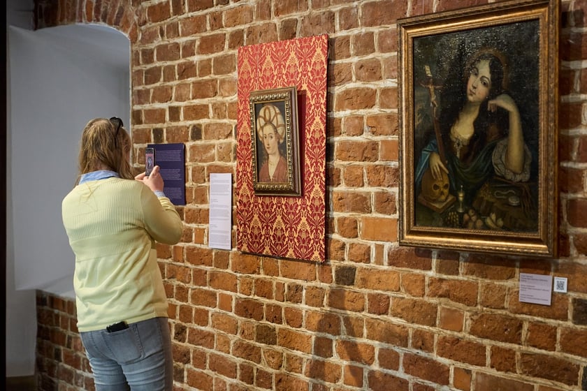 Wystawa "Kresy Europy. Ze skarbca Lwowskiego Muzeum Historycznego" w Arsenale we Wrocławiu