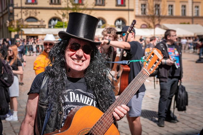 Gitarowy Rekord Świata 2025 na wrocławskim rynku