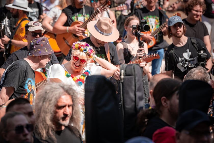 Gitarowy Rekord Świata 2025 na wrocławskim rynku
