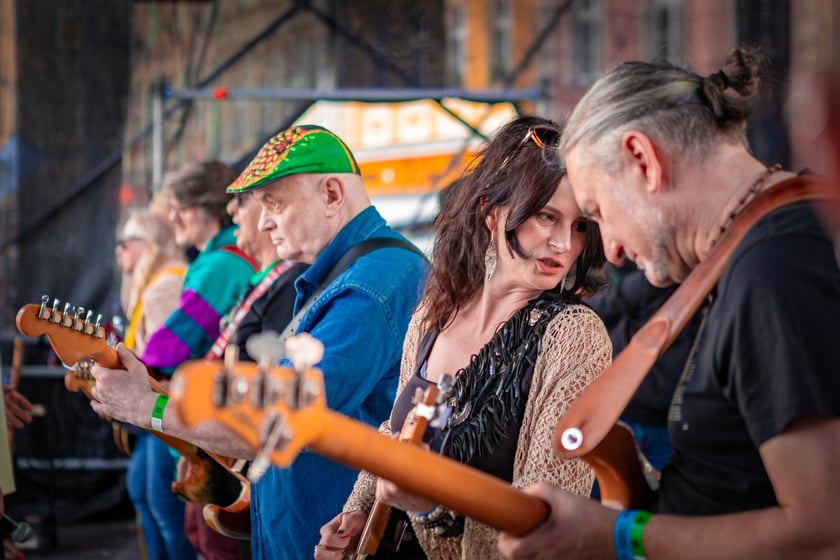 Gitarowy Rekord Świata 2025 na wrocławskim rynku