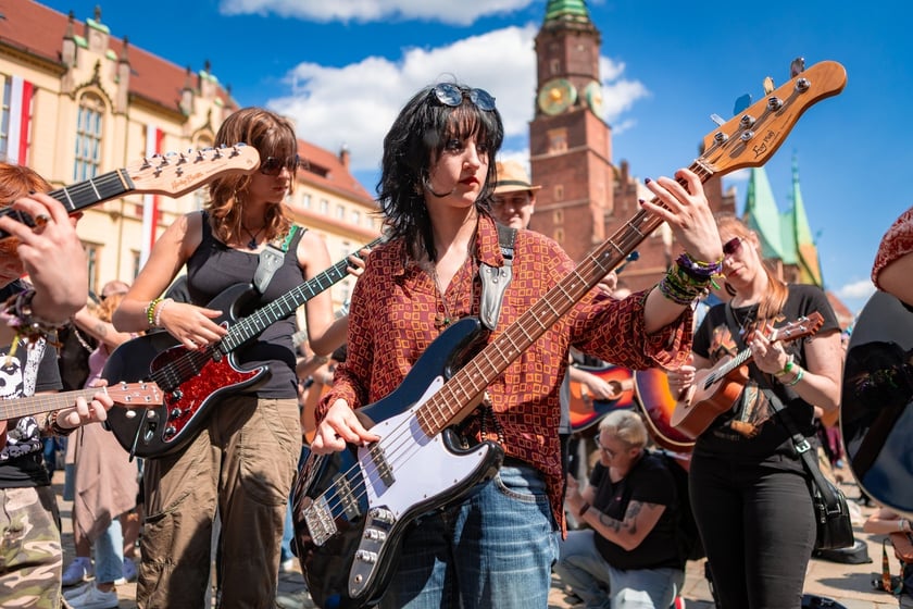 Gitarowy Rekord Świata 2025 na wrocławskim rynku