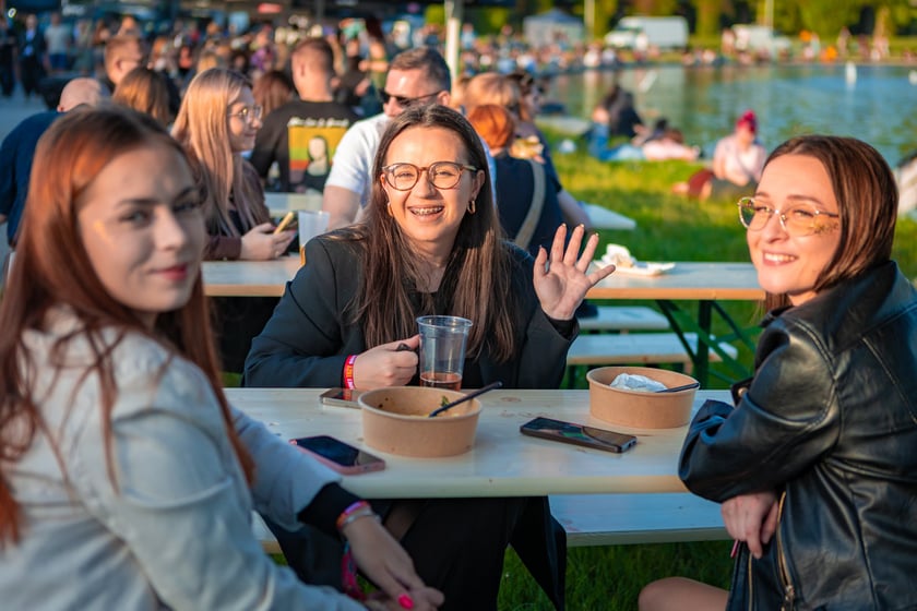 Pierwszy dzień 3-Maj&oacute;wki w Hali Stulecia i na Pergoli