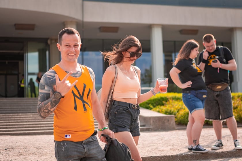 Publiczność na Festiwalu 3-Maj&oacute;wka we Wrocławiu