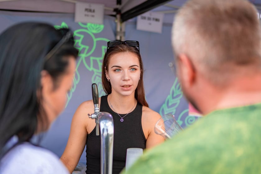 Publiczność na Festiwalu 3-Maj&oacute;wka we Wrocławiu
