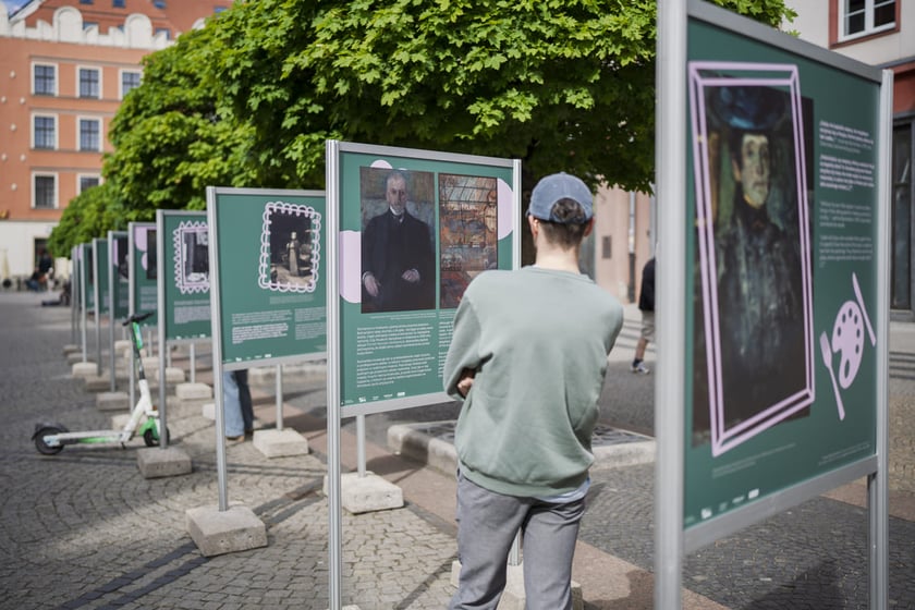 Wystawa poświęcona Oldze Boznańskiej przy ulicy Świdnickiej we Wrocławiu