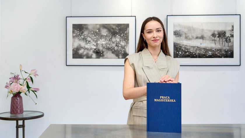 Na zdjęciach prace Karoliny Jabłońskiej, kt&oacute;rej wystawa do 10 czerwca w Oficynie Graficznej Tyszkiewicz
