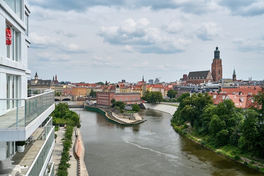 Krupa Gallery mieści się przy ul. księcia Witolda 48/70, na 8 pietrze