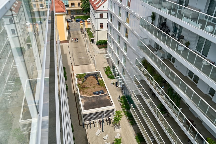 Krupa Gallery mieści się przy ul. księcia Witolda 48/70, na 8 pietrze