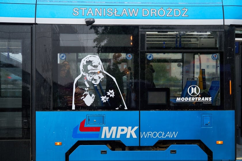 Tramwaj im. Stanisława Dr&oacute;żdża będzie jeździł po Wrocławiu od poniedziałku 16 czerwca