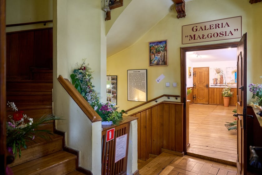 Galeria &bdquo;Małgosia&rdquo; na II piętrze kamienicy