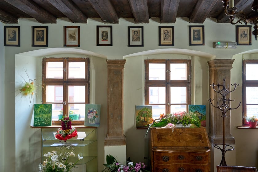 Pomieszczenia Towarzystwa Miłośnik&oacute;w Wrocławia na II piętrze kamienicy