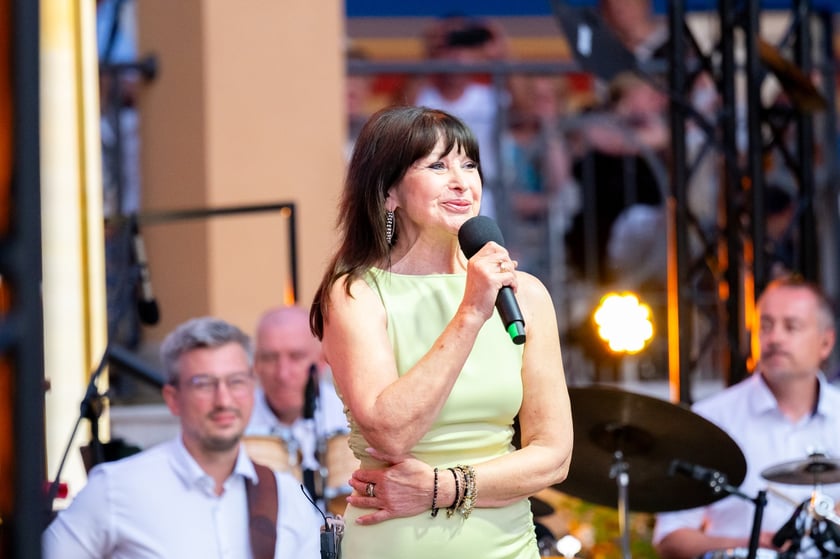Koncert &bdquo;Wrocławski Bastion Piosenki&rdquo; na Bastionie Sakwowym &ndash; Krystyna Giżowska