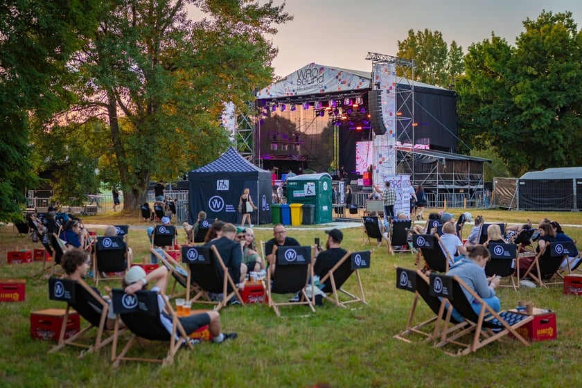 Na zdjęciach sobotni wiecz&oacute;r (19 lipca) na Festiwalu WROsound