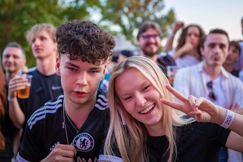 Na zdjęciach sobotni wiecz&oacute;r (19 lipca) na Festiwalu WROsound