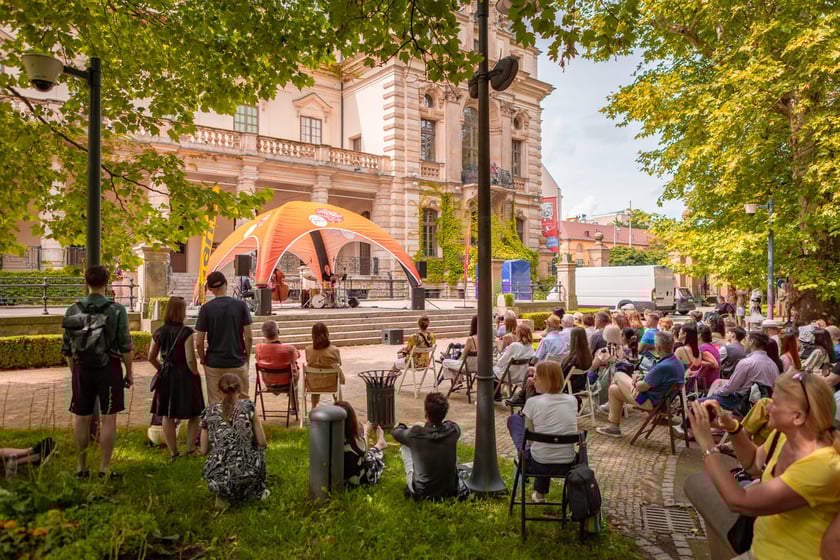 Park Staromiejski, 26.07.2025. Koncert Dominik Mąkosa Trio, Vertigo Summer Jazz Festival 2025.