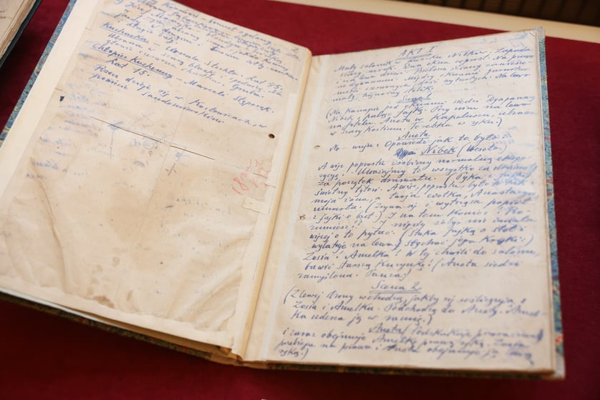 Eksponaty na jednodniowej wystawie  „O! Witkacy” w 86. rocznicę śmierci Witkacego