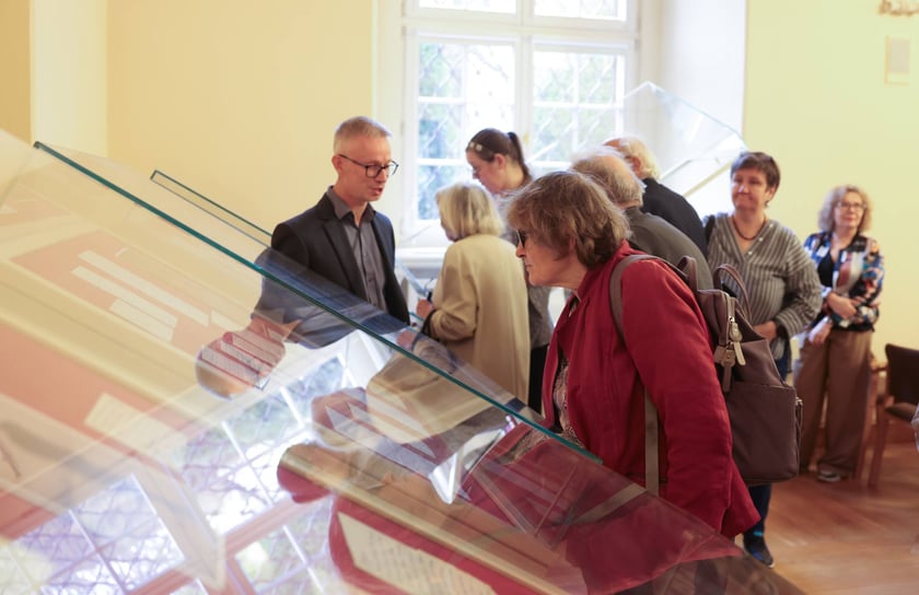 Przekazanie korespondencji profesora Janusza Deglera do Biblioteki Ossolineum, 18 września 2025