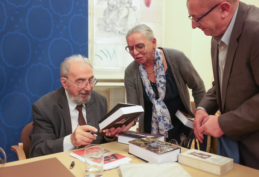 Przekazanie korespondencji profesora Janusza Deglera do Biblioteki Ossolineum, 18 września 2025