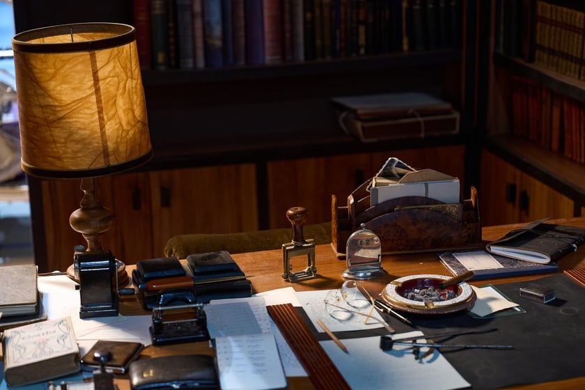 Wytw&oacute;rnia Film&oacute;w Fabularnych we Wrocławiu - studio "B", plan filmu "1949" w reż. Pawła Pawlikowskiego